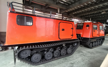 全地豹双节履带全地形车